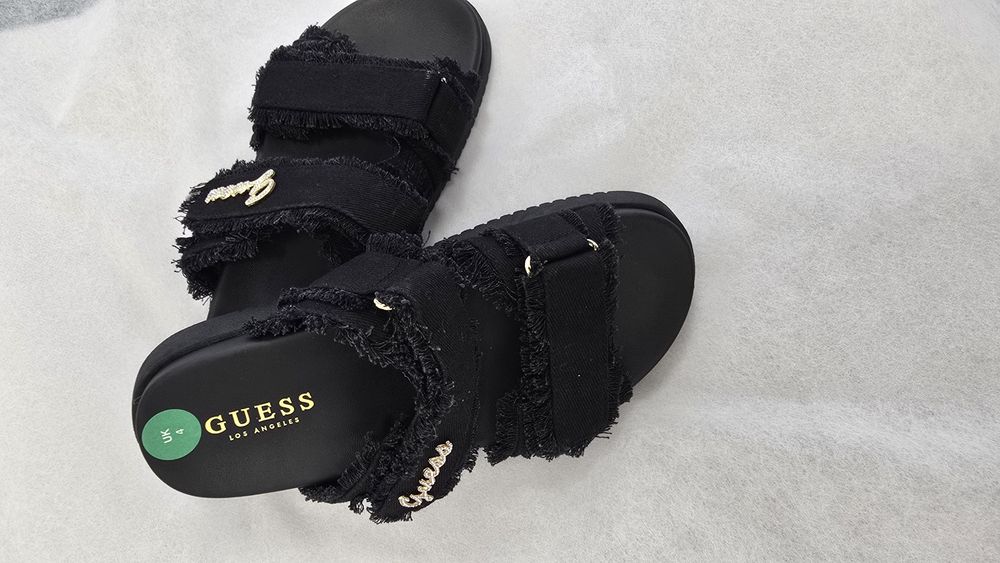 Оригинални чехли Guess