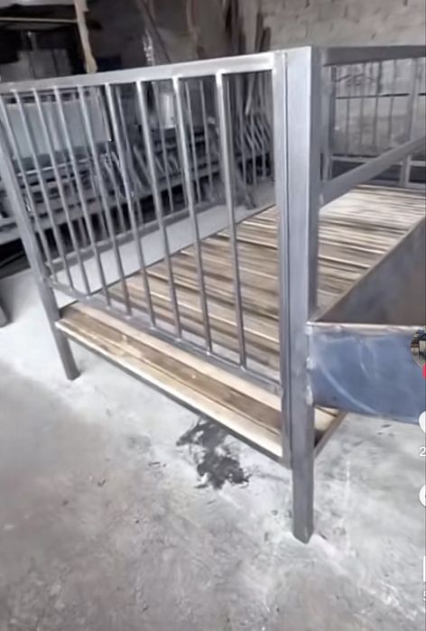 Тапчан Қой қора,