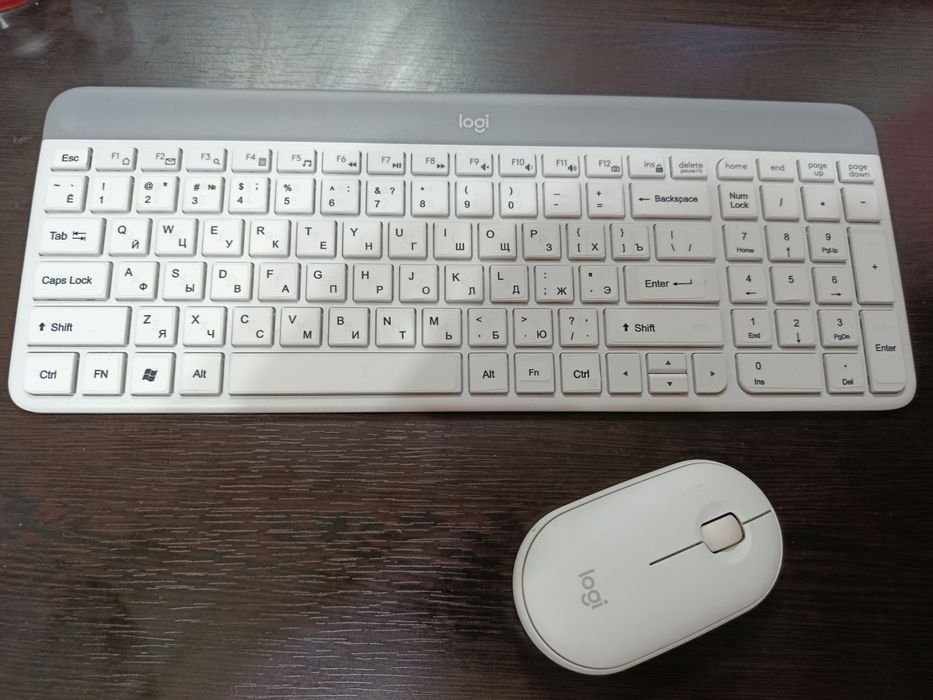 Беспроводной комплект Logitech Slim (Клавиатура + Мышь) — отличное сос