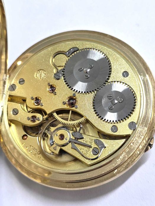 Златен часовник IWC Probus Scafusia 14 карата