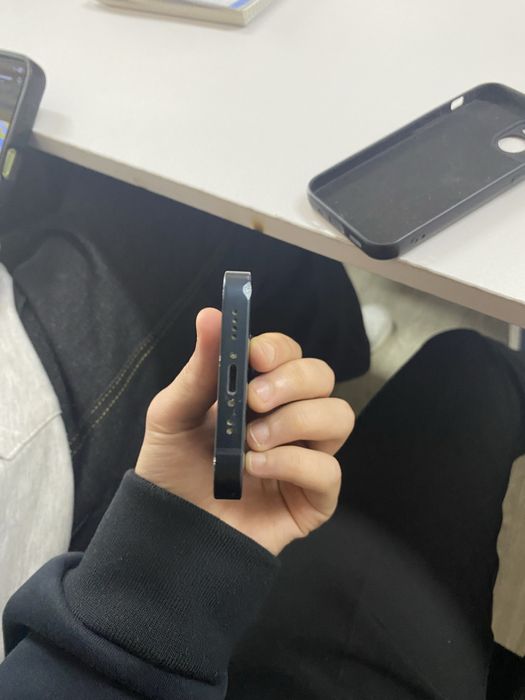 iPhone 13mini без ромонта