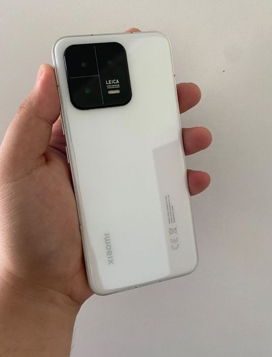 Xiaomi 13 5G 12/256Гб