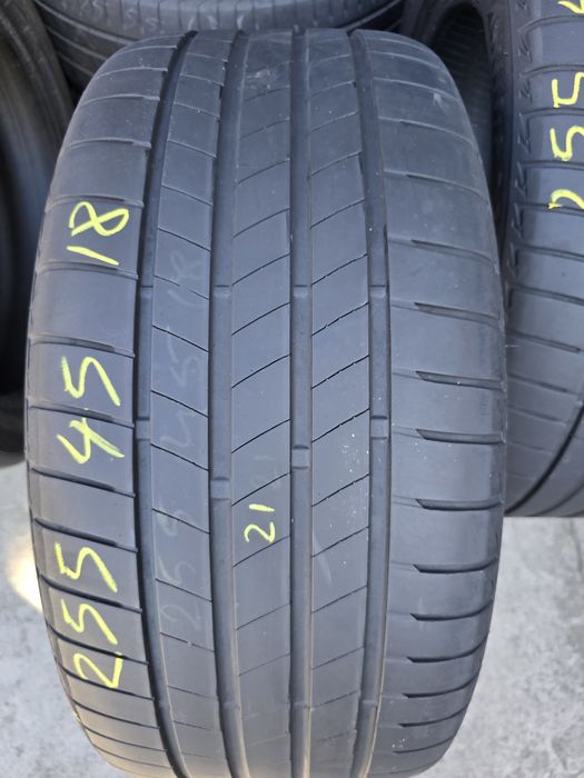 Anvelope vara 255 45 18