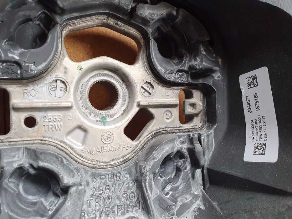 волан БМВ F20, F30