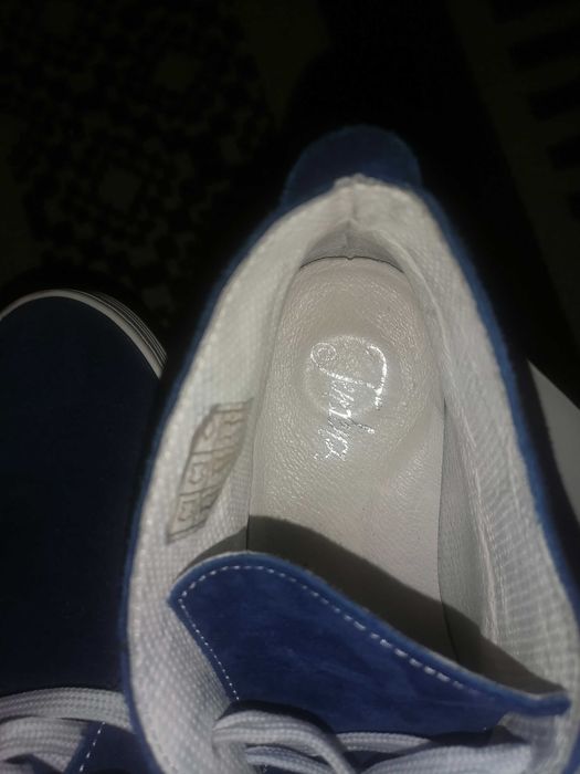 Дамски велурени сникърси Tendenz. 40 номер.