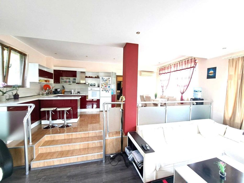 Продава се Къща в с. Близнаци, Област Варна - 166 кв.м за 1380 €/кв.м - Снимка #2