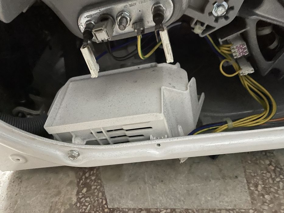 Пералня AEG Protex Plus на части
