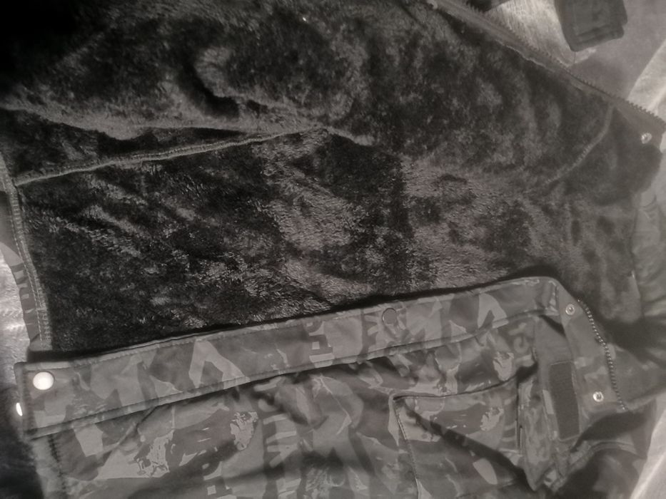 Costum termic militar pentru acțiuni de noapte