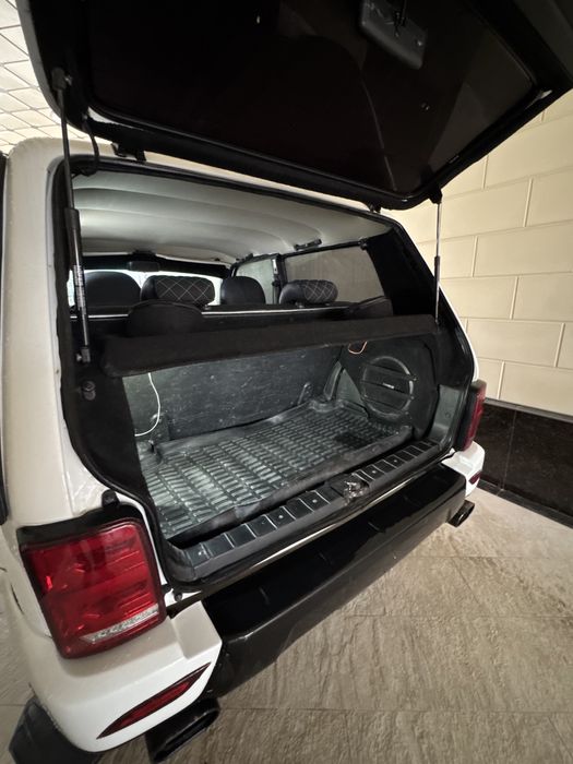 Niva 21214 4x4 sotiladi.