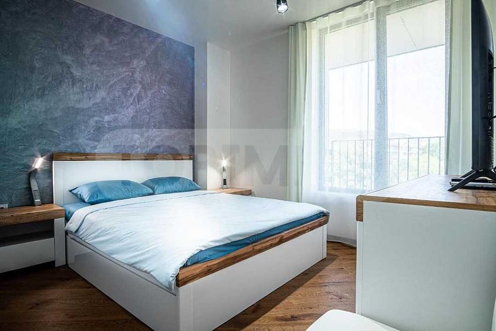 Дава се под наем Тристаен апартамент в Варна, Гръцка махала - 108 кв.м за 2000 € - Снимка #5