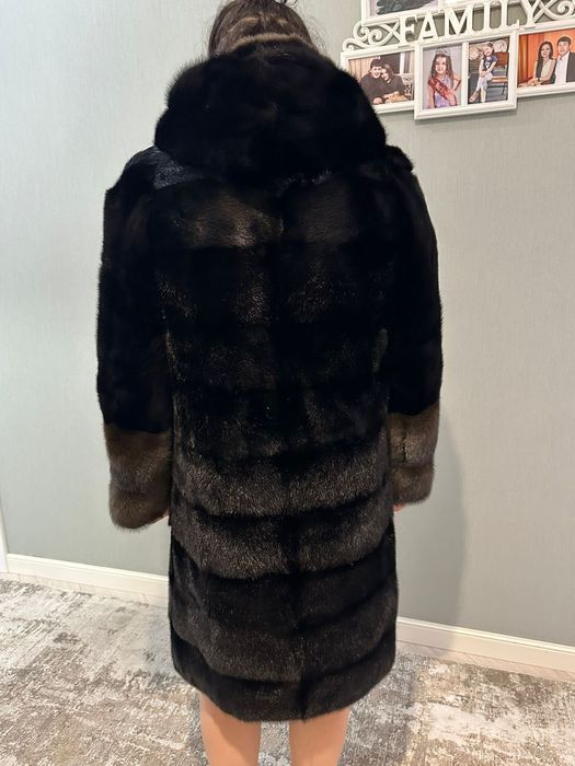 Продам норковую шубу!