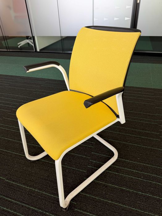 Офис столове и маса