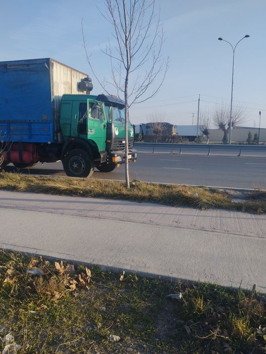 kamaz sotiladi yili 1989