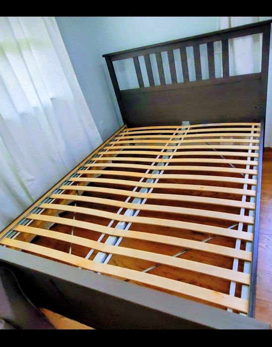 Кровать Ikea HEMNES