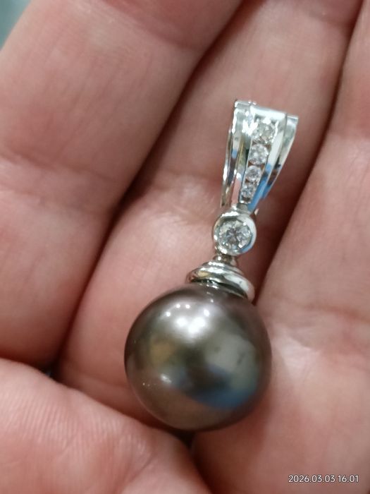 Vind pandantiv din aur 18kt cu diamant și perlă Tahiti