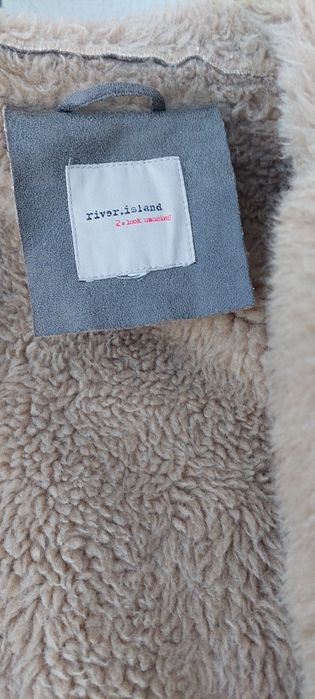 Geaca îmblănita River Island dama
