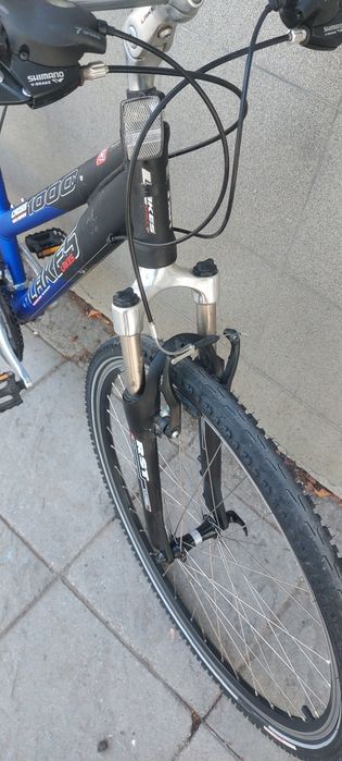 Продавам немски алуминиев велосипед 28 цола,46 см