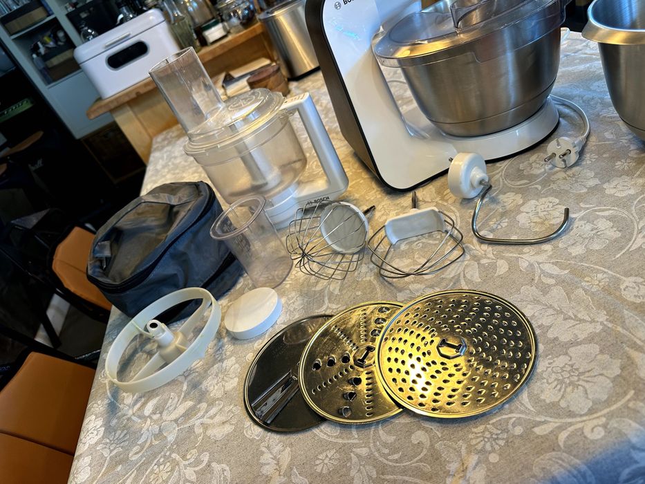 Robot Bucatarie BOSCH MUM5 + multi mixer + extra vas inox