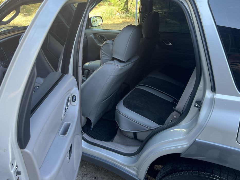 Mazda Tribute 2001г