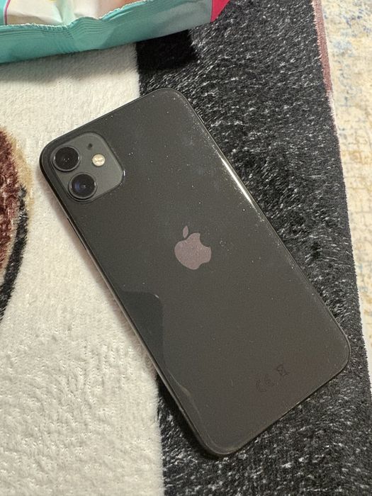 Vand iphone 11 stare 8/10