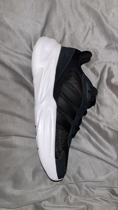 Adidas Ozelle 41,5размер