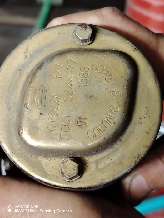 Продам стартер новый