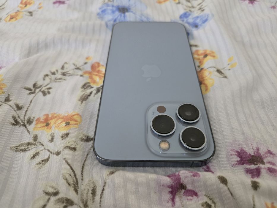 Продам  iphone 13 pro