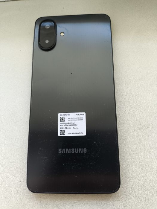 Продам Samsung a07 почти новый