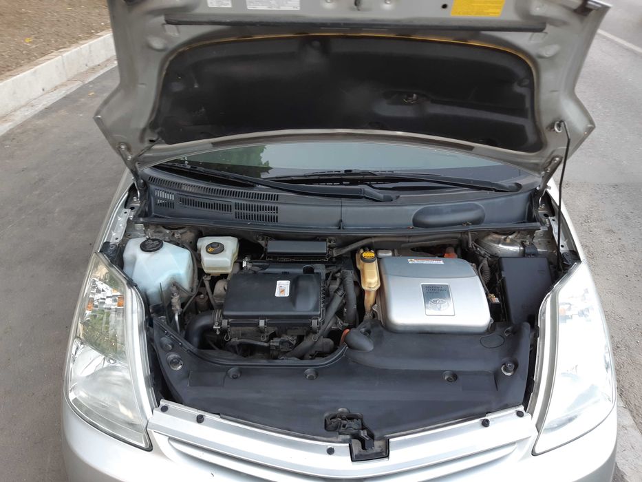 Toyota Prius 2 hybrid benzina  -cutie automata 2008 motor 1,5 Ocazie