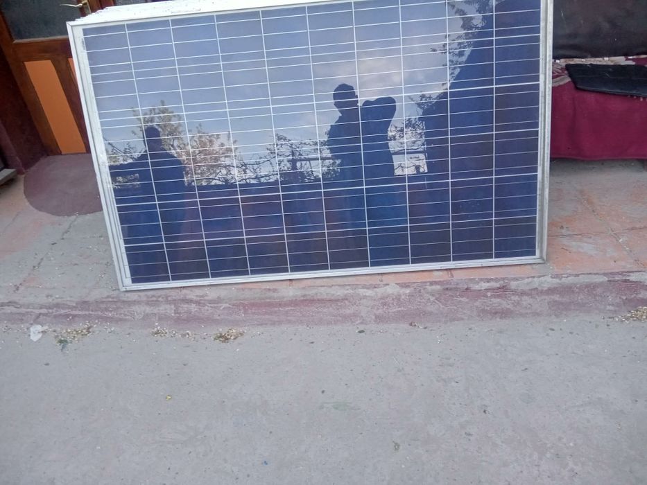Panouri solare și invertor de 5 kw
