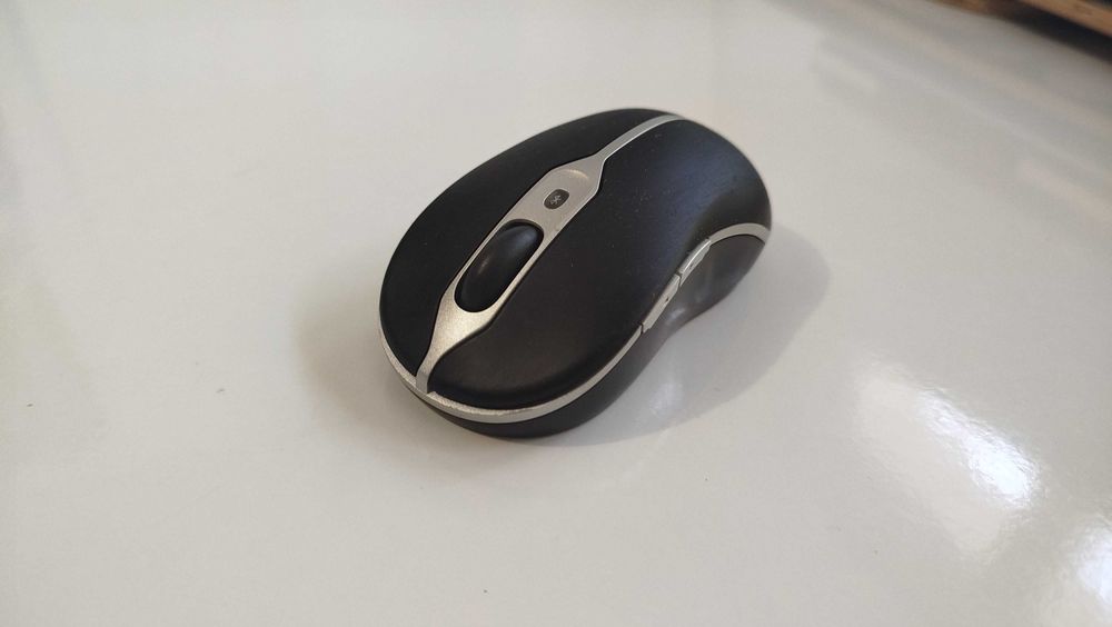 Mouse bluetooth Dell (hardware Logitech)