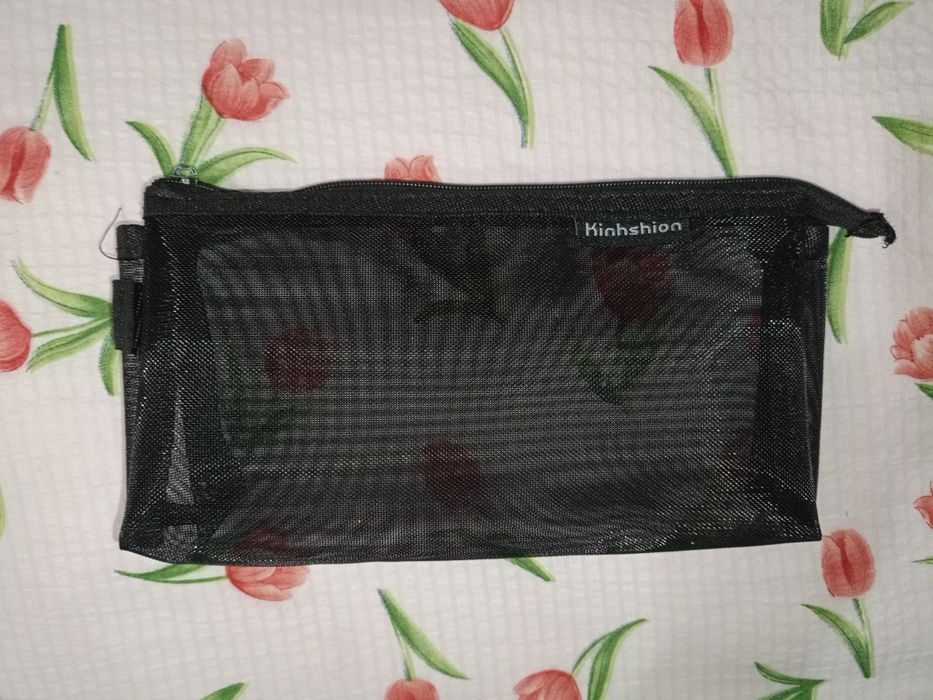 Косметичка-пенал