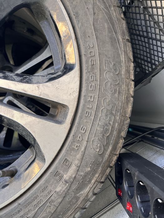 Шины практически новые!