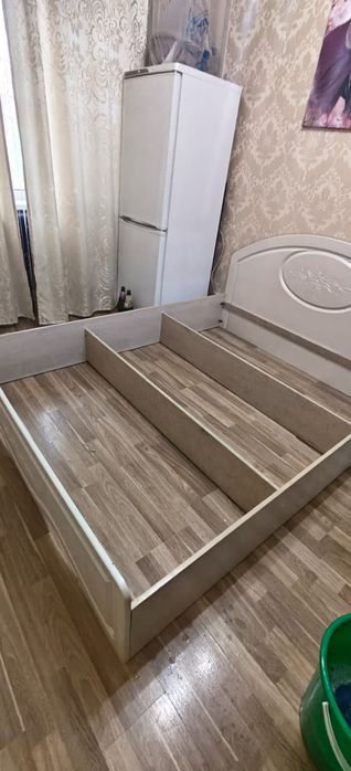 Кровать б/у 20000тг