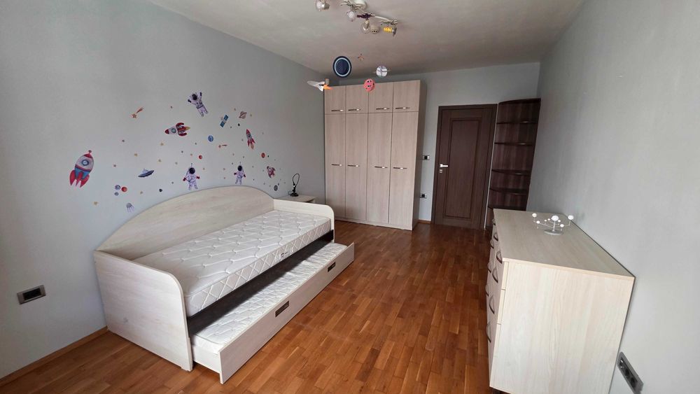 Дава се под наем Тристаен апартамент в Варна, Бриз - 123 кв.м за 1495.83 € - Снимка #12