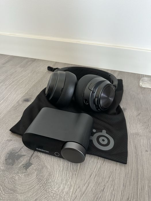 Casti Gaming Steelseries Arctis Nova Pro Wireless negre