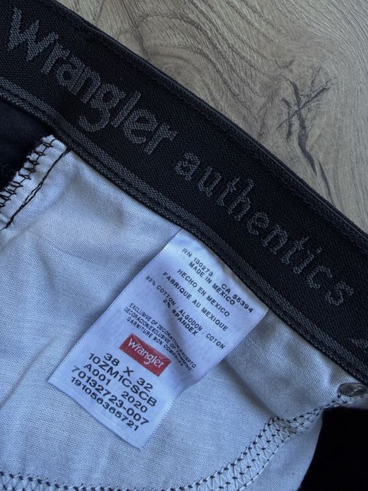 Blugi WRANGLER Negru Mexic Barbati | Marime 38 x 32 (Talie 96 cm)