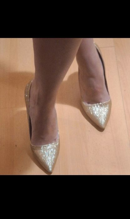 Pantofi dama de ocazie