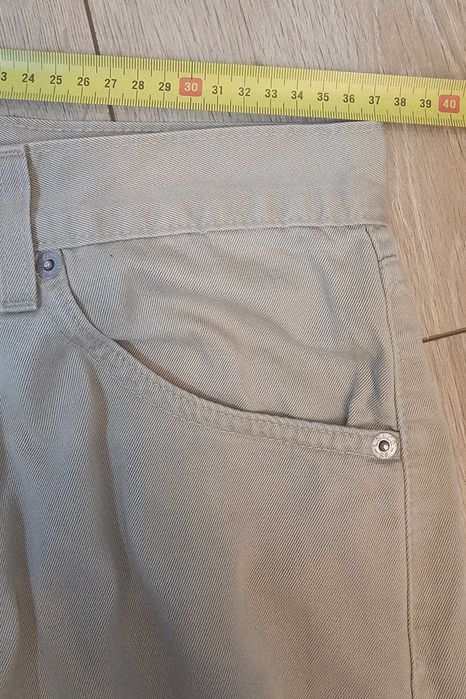 Blugi iconici Levi's 521 beige -100% Bumbac - W30 L34 old money - regular