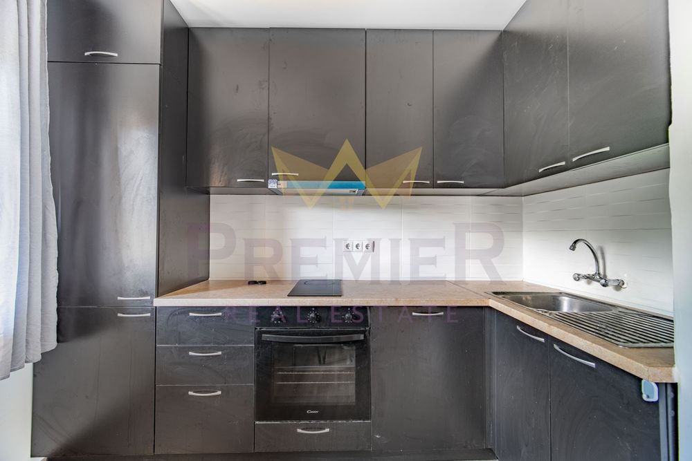 Къща в гр. Варна, кв. Виница, ул. Кастрица