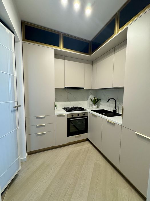 Proprietar - Studio Dublu Cortina North - designer