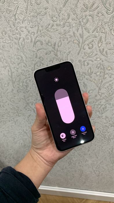 Iphone 13 телефон