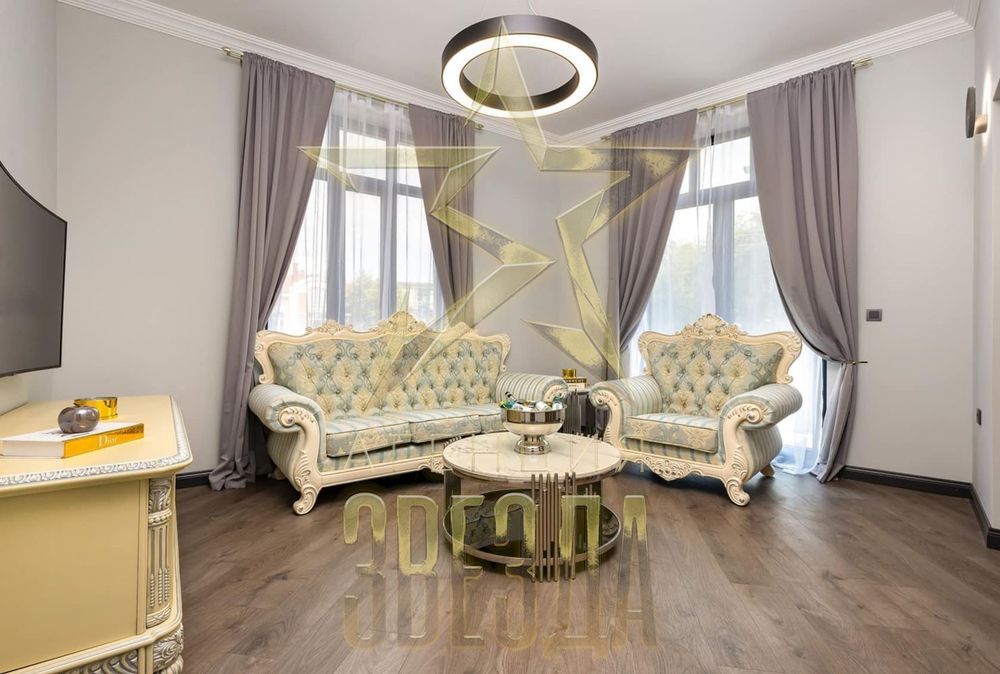 Продава се Двустаен апартамент в Пловдив, Център - 91 кв.м за 2627 €/кв.м - Снимка #4