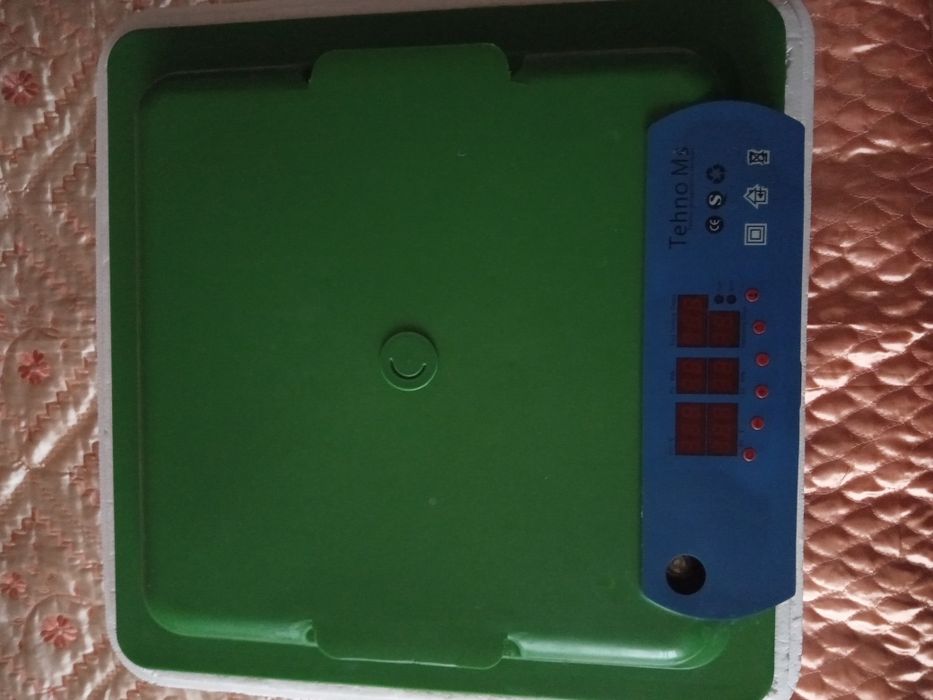 Incubator pentru oua