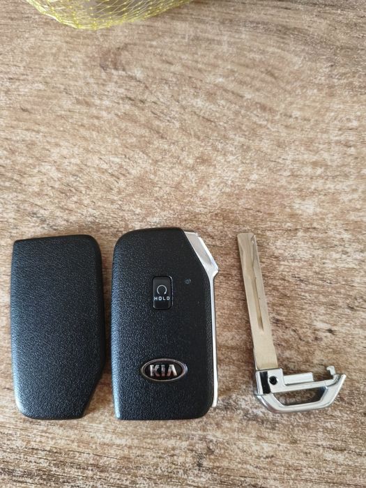 Смарт-ключ (бесключевой доступ ) Kia К7.