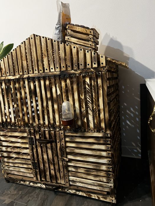 Colivi de vânzare pe orice dimensiuni