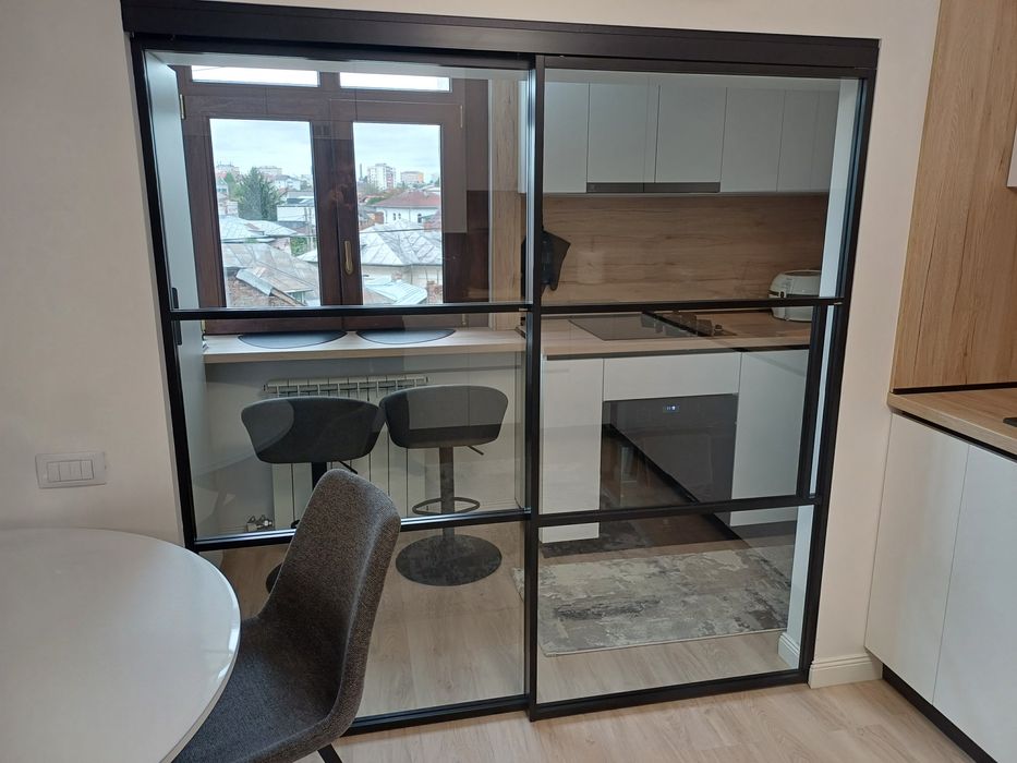 Vand apartament 4 camere ultracentral et2 92mp