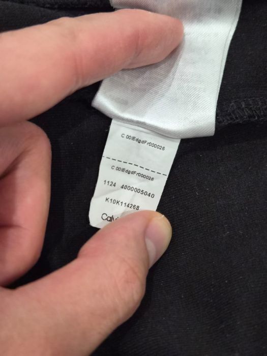Продам Calvin Klein Оригинальный