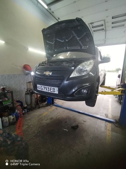 Moshina tuzatish avtoservis