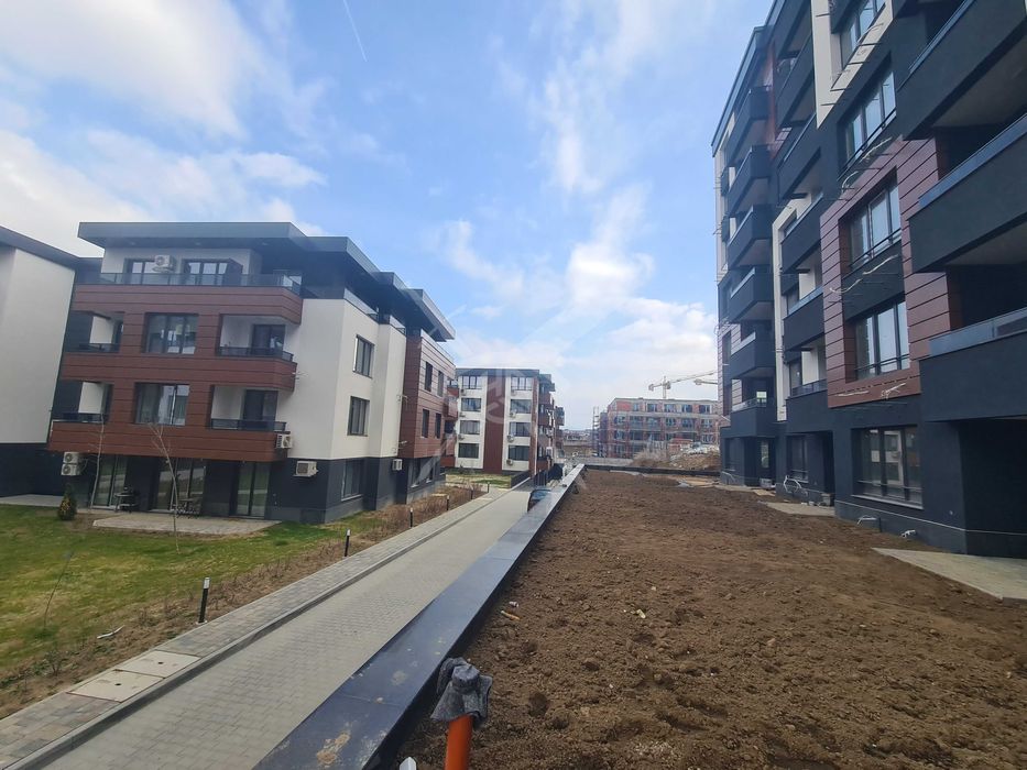 Продава се Двустаен апартамент в София, Малинова долина - 64 кв.м за 2032 €/кв.м - Снимка #7